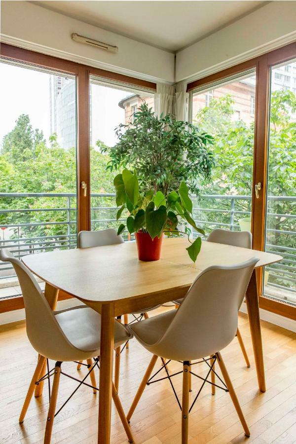 Apartment Veeve - Modern Brights Paris